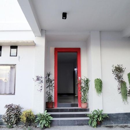 Reddoorz @ Pasangkayu Mamuju Utara 호텔 외부 사진