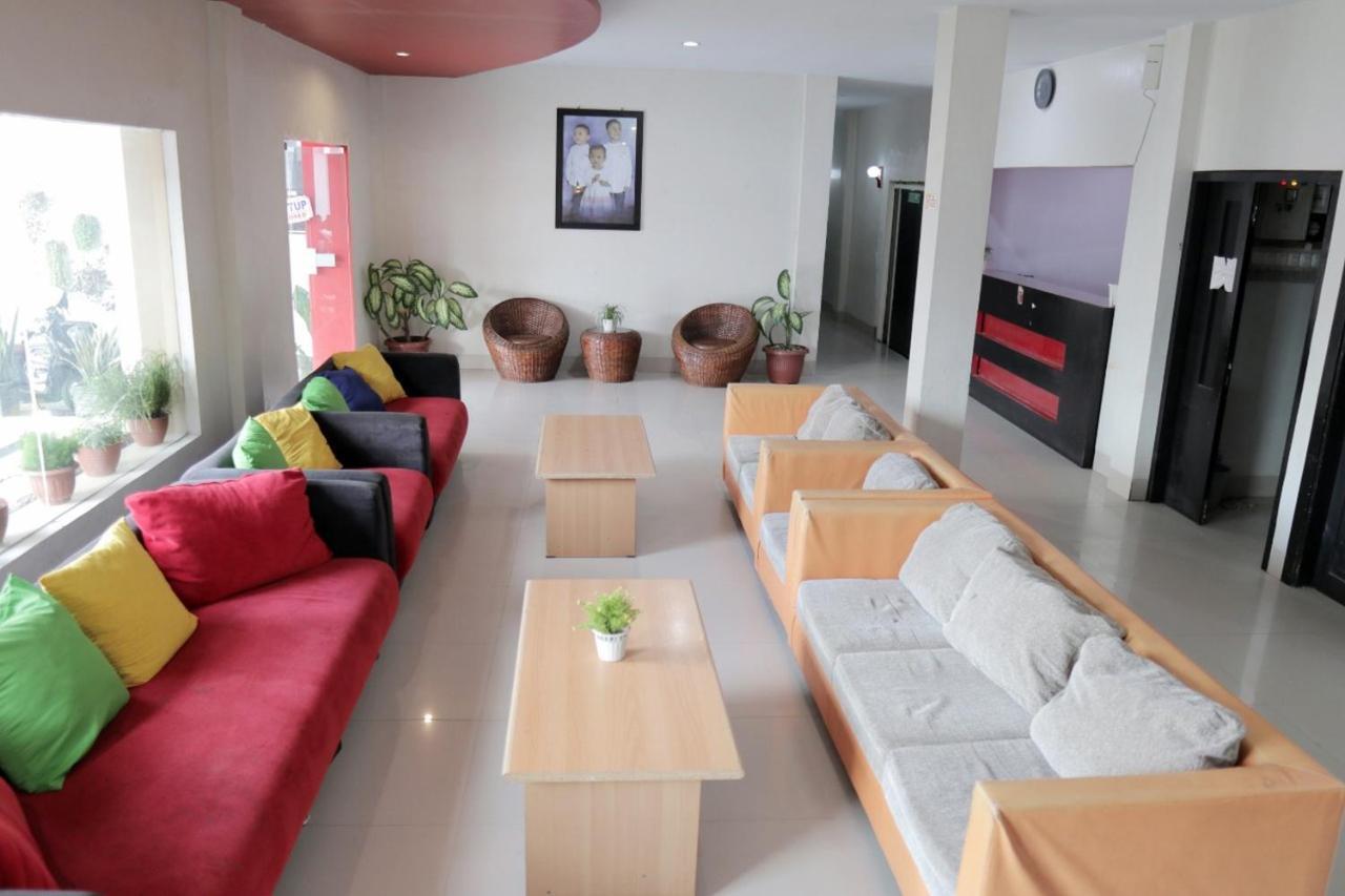 Reddoorz @ Pasangkayu Mamuju Utara 호텔 외부 사진